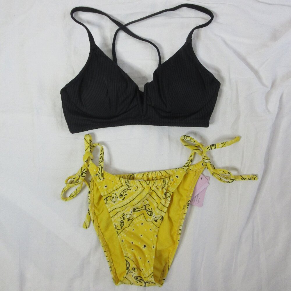 Shade & Shore wild fable 2 Piece Bikini Yellow Bandana Black Size Small 34B NWT